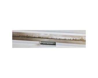 1998 37.5" x 4.75" signierter Panorama Kunstdruck von NYC • von Stuart Tyson Photography.
