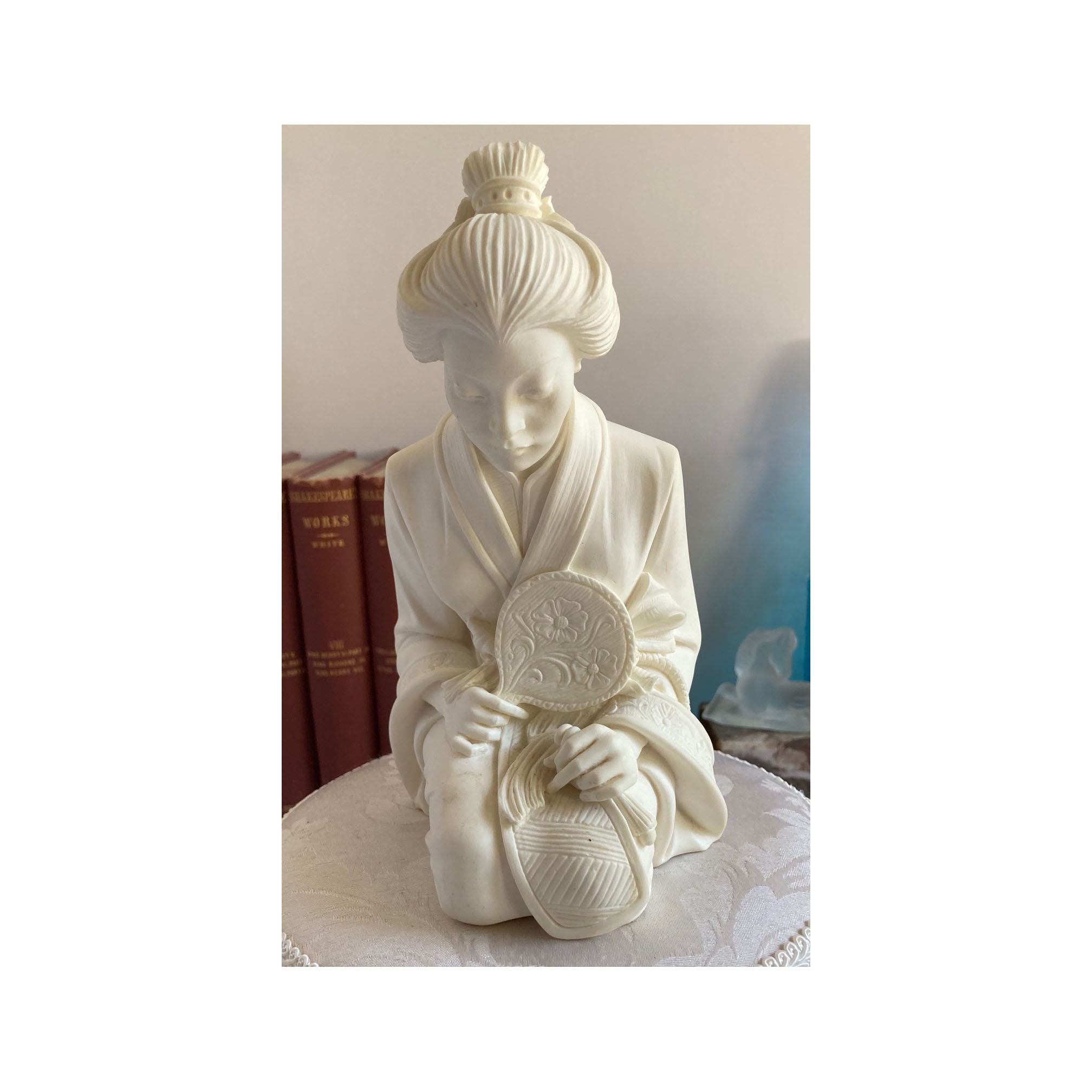 Vintage • A. Giannelli, Italy• Alabaster Geisha Kneeling 7.5