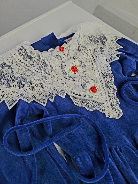 Blue velvet vintage little girls dress lace colla… - image 1