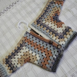 6-12 months Baby Toddler sunburst granny square crocheted cardigan