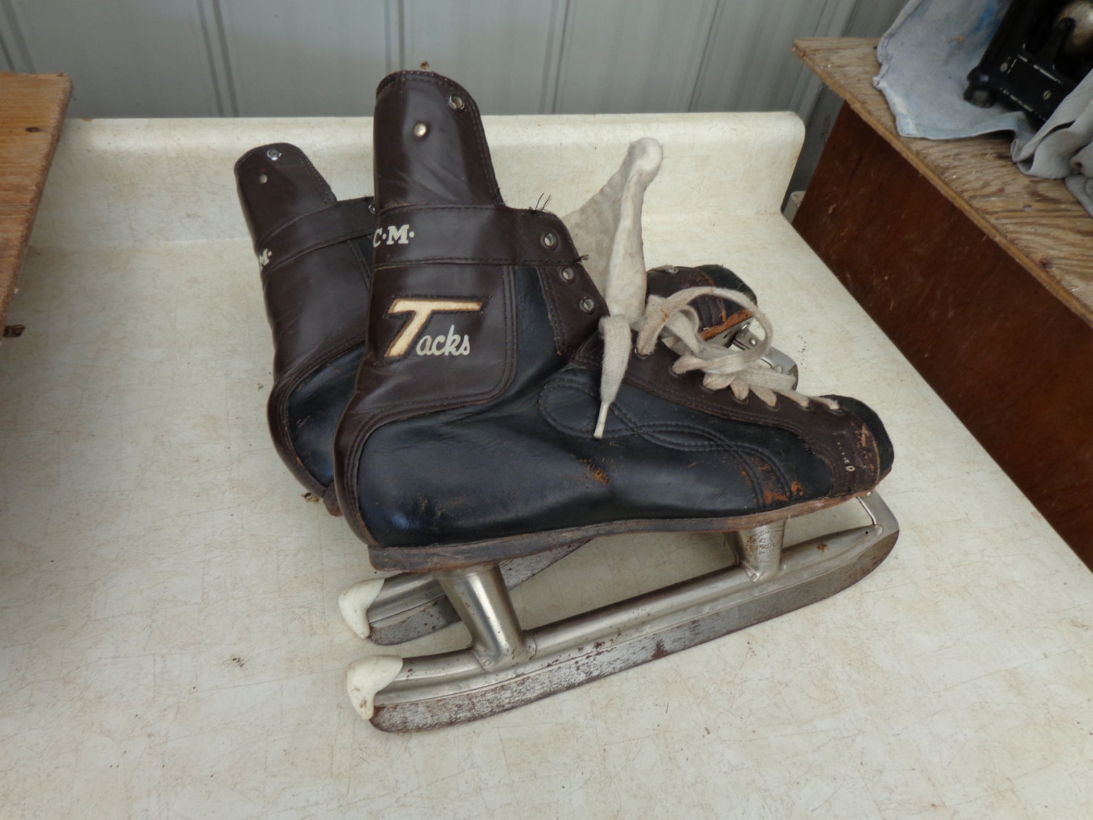 CCM Tacks Hockey skates from 1960s all leather in excellent Etsy