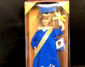 2000 graduation barbie