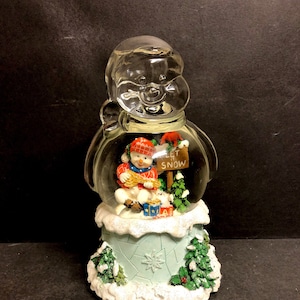 Vintage SANKYO San Francisco Music Box Co Snow Globe &quot;Let It Snow&quot; -Nice!