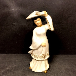 Collectible Porcelain/Ceramic RARE 9&quot; Figurine Made In JAPAN - Very Nice!
