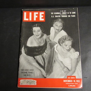 Vintage LIFE Magazine November 19, 1951 Fontanne, Cornell & Hayes Cover