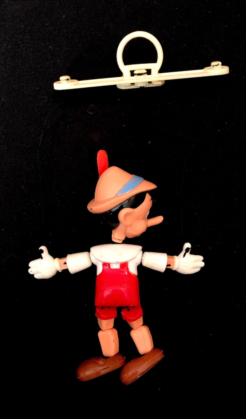 Very Nice! VINTAGE Walt Disney 5 Plastic String Puppet PINOCCHIO Hong Kong