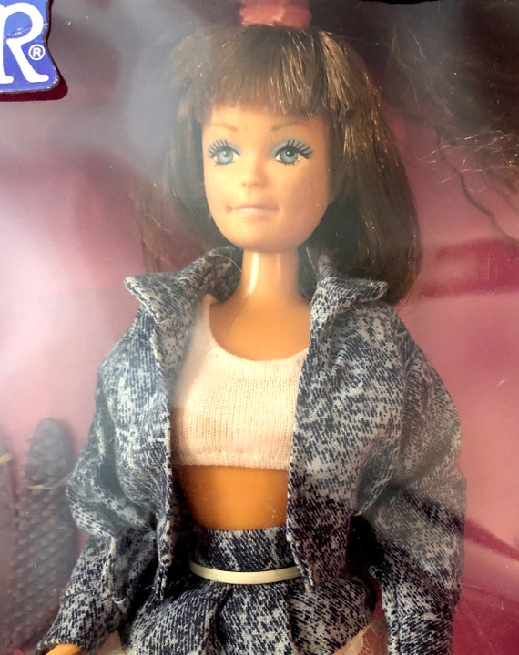 fashion corner doll