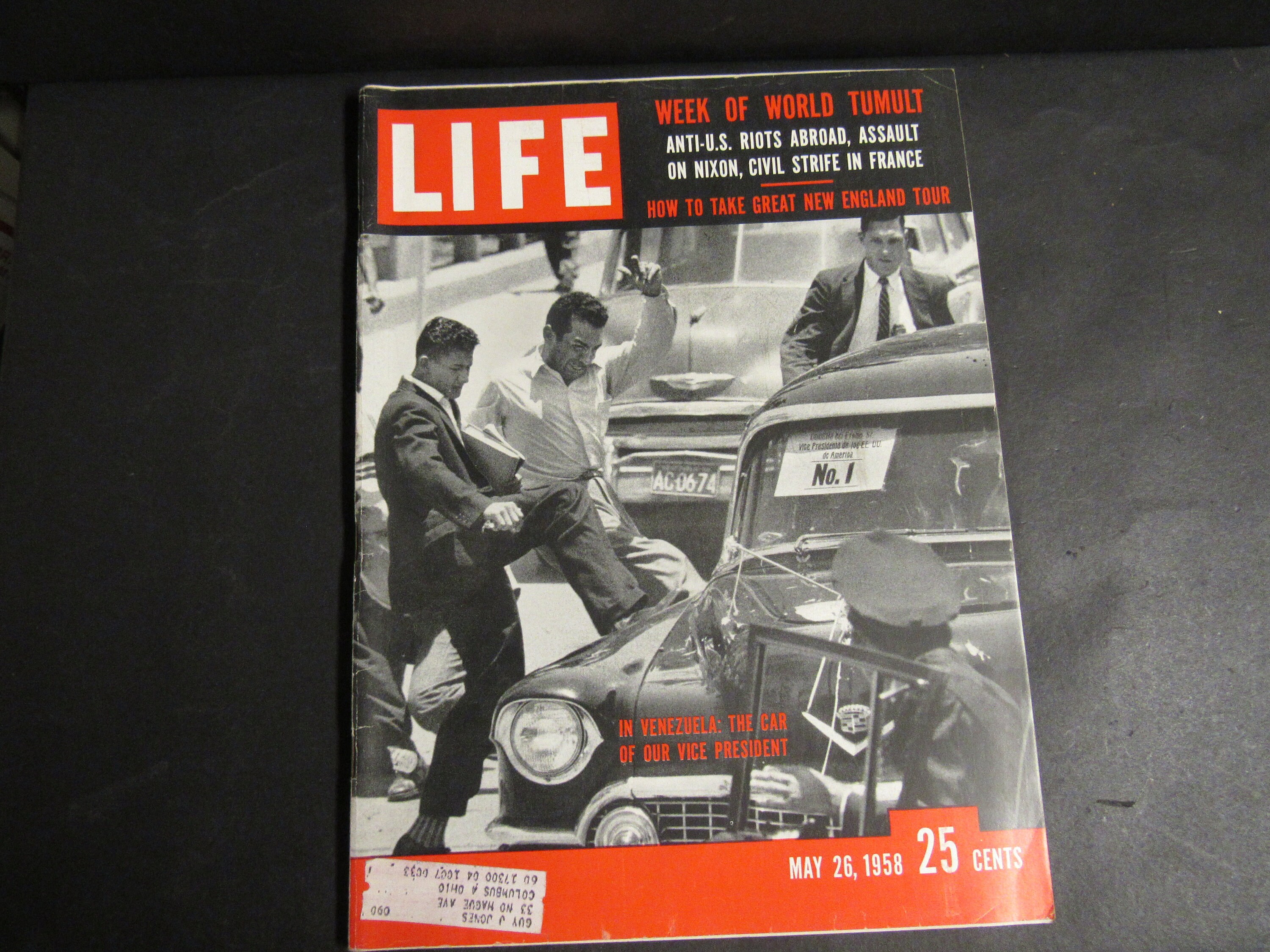US洋書　LIFE 1969.12.22 ISSUE THE 60's Life Magazine December 22 1969 Special Double Issue The 60s