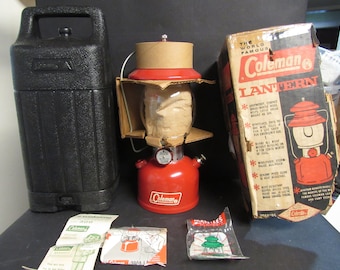 Vintage COLEMAN **Rare UNFIRED** Model 200A Lantern Marked 8/66 On Bottom USA