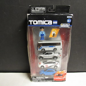 Rare Tomy TOMICA Hyper City Rescue Value Pack W/ 4 Vehicles & A Figure SEALED!