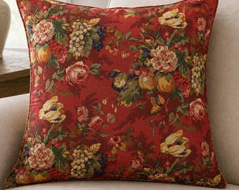 Cojín decorativo Queensland Crimson, funda extraíble con cremallera oculta.