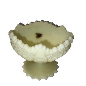 Vintage Fenton Pinwheel Hobstar Yellow Footed Custard Glass Bowl