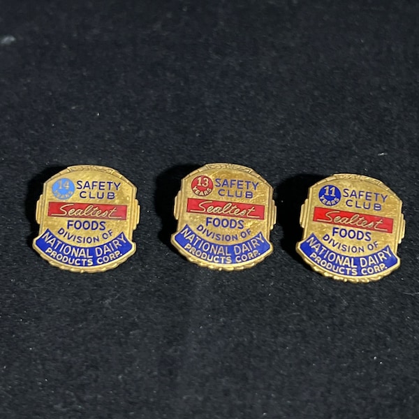 Sealtest Foods Safety Club For Years 11, 13 & 14 Gold Tone Lapel Pin (3921)