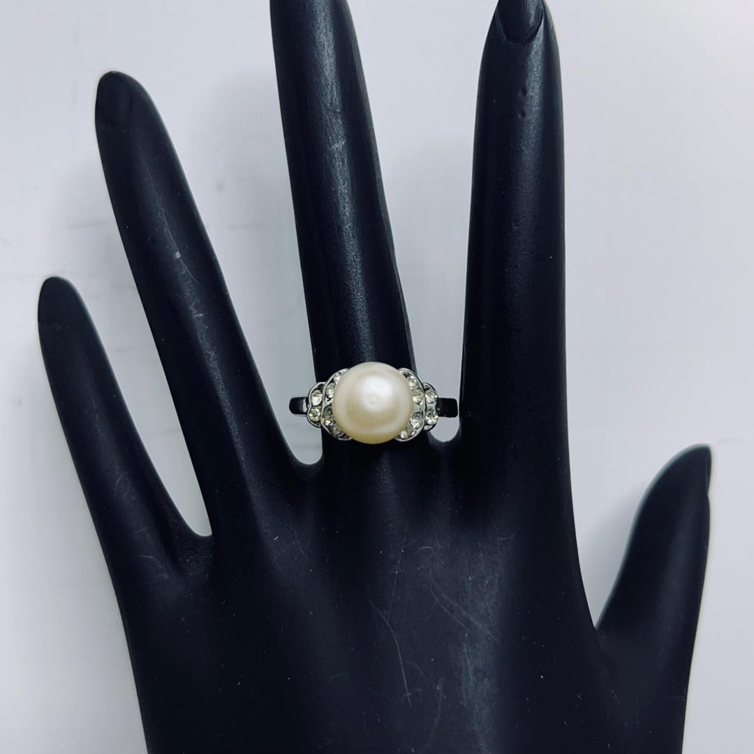 Silver Tone Faux Pearl and Clear Rhinestone Ring Size 5 1/2 (R442) - Etsy