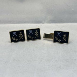 Vintage Gold Tone Tie Bar And Cufflinks Suit Of Armor (1978)