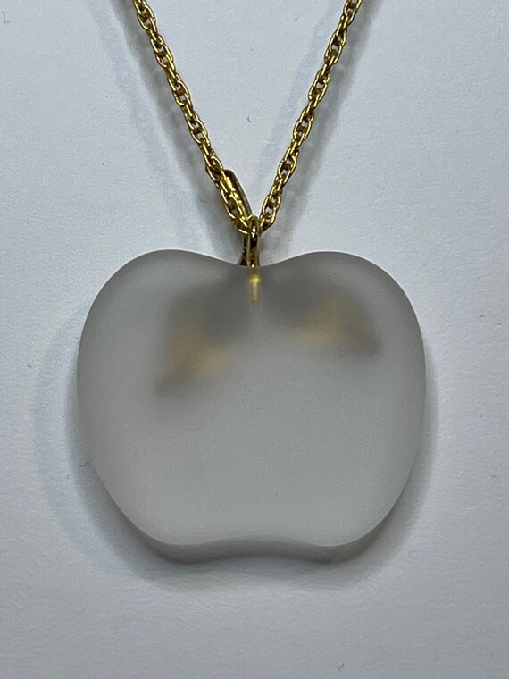 Avon Gold Tone Rope Chain Necklace With Apple Pen… - image 4