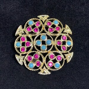 Vintage Sarah Coventry Gold Tone Ceylon Brooch Signed (2362)