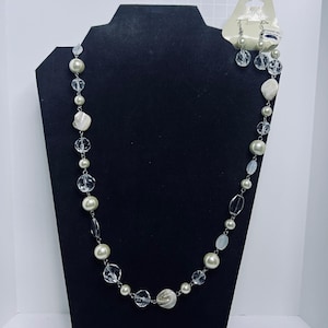 Éclat Silver Tone Faux Pearl & Bead Necklace W/Pierced Dangle Earrings (5666)
