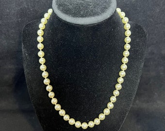 Vintage Single Strand Faux Pearl Necklace (3338)