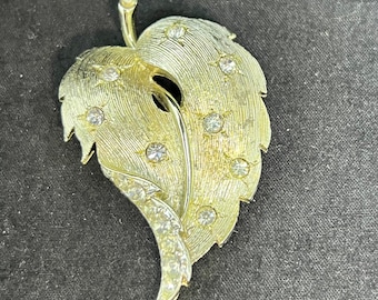 Vintage Lisner Silver Tone Rhinestone Leaf Brooch Signed (3454-1&2)