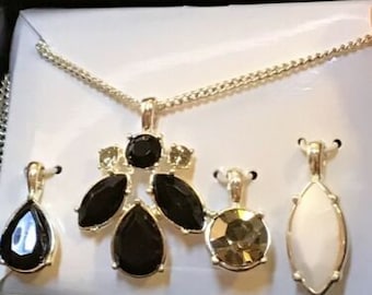 Avon Moonlit Petals Interchangeable Necklace Set (1557 A & B)