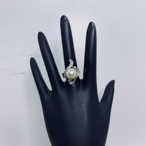 Adjustable Silver Tone Faux Pearl And Clear Rhinestone Statement Ring (R452)
