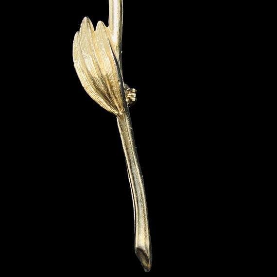 Vintage Gold Tone Long Stem Flower Brooch (5007) - image 4