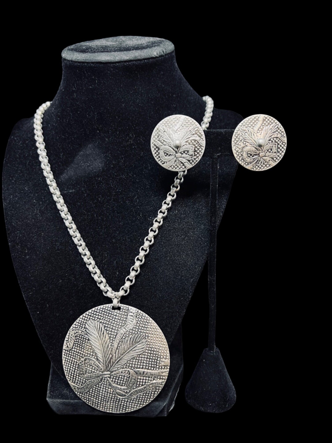 Light Weight Silver Tone Rolo Chain Necklace and Clip on Earrings Set ...