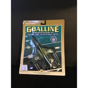 Ertl Collectible Goal line Classics Team NFL Fighting Jet Green Bay Packer 1999