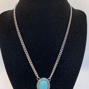 Vintage Silver Tone And Faux Turquois Necklace 18” - 21” (1889)