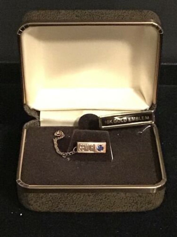 10K Yellow Gold Senior Tie Tack
