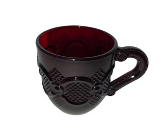 Avon Cape Cod Rubinrote Glas Tasse