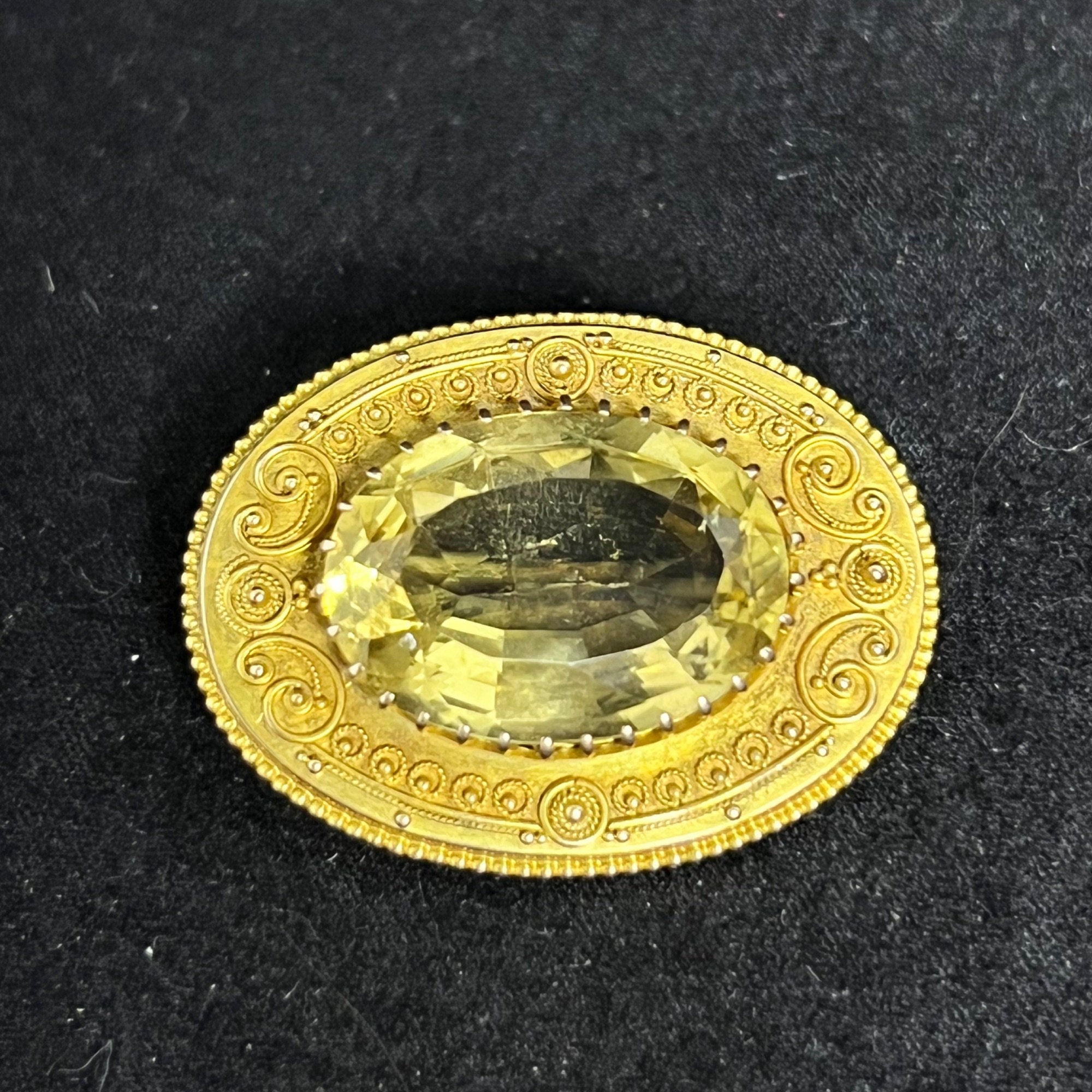 アンティーク オーバル ゴールドとファセット シトリン ブローチ、T