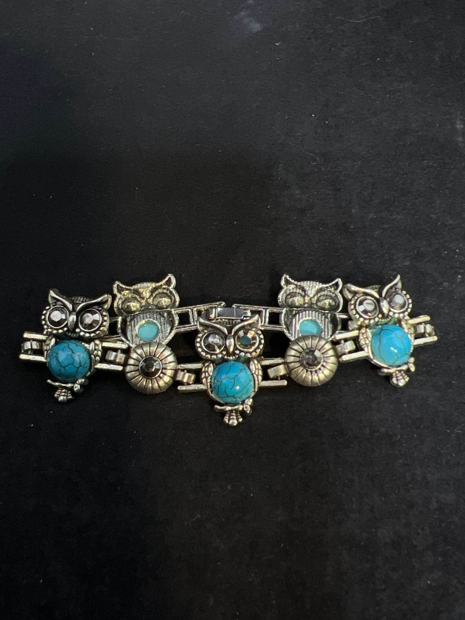 Vintage Silver Tone Faux Turquois Owl Bracelet (4025)