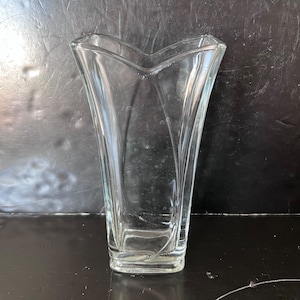 Vintage Clear Glass Vase Italy 8 7/8&quot;