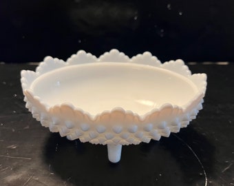1940年代 Fentonフェントン フタ付きキャンディディッシュ Vintage Fenton Milk Glass Hobnail Oval Lidded Candy Bowl - Etsy 日本