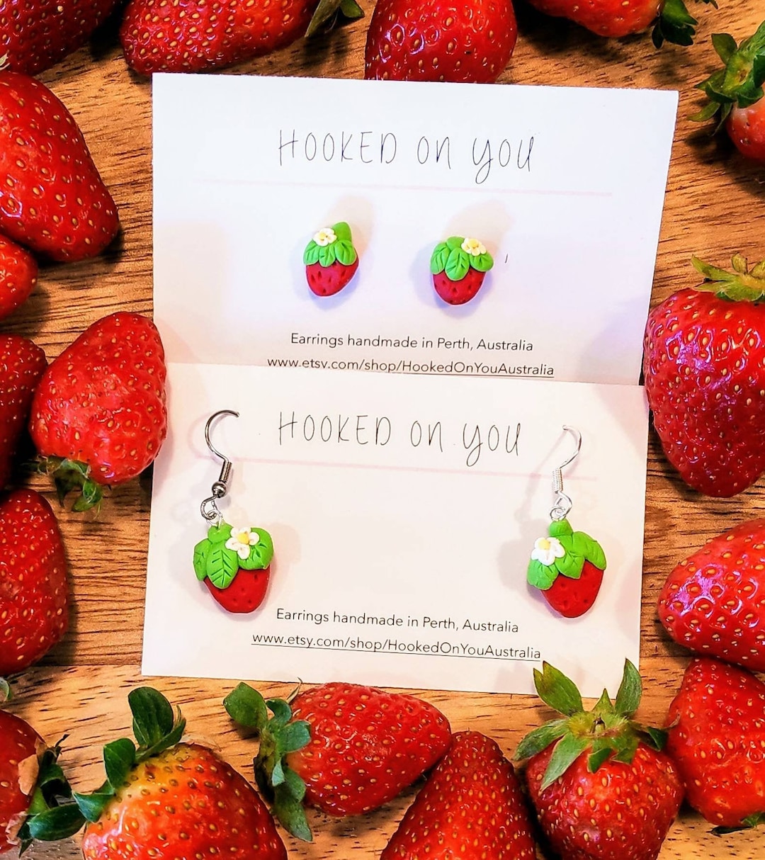 Dervivea Erdbeer Ohrringe - Rote Frucht Ohrstecker Aus Emaille