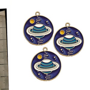 Planets charms Enamel finish Small size 2.5x2.8