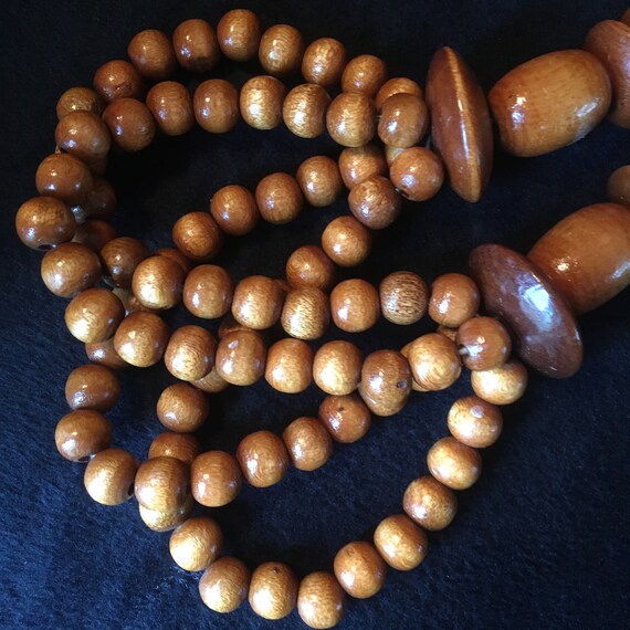 Vintage 1950's All Wooden Beads Necklace. Very Ni… - image 5