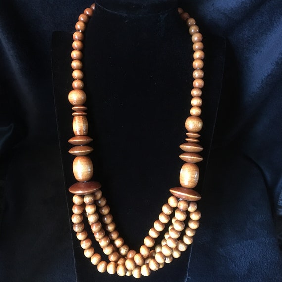 Vintage 1950's All Wooden Beads Necklace. Very Ni… - image 1