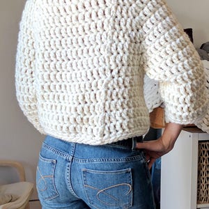 Chunky Cropped Raglan Sweater Pattern, Beginner Friendly Crochet Sweater Pattern For Women, Instant Downloadable Crocheting Instructions image 5