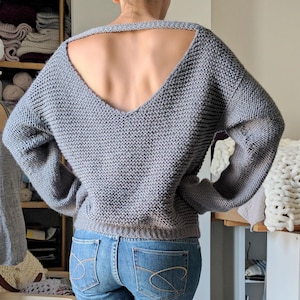 No Purls Sweater Pattern, V Back Knit Slouchy Sweater Pattern for Women, Oversized with V Neck Sizes S, M, L, XL. Easy Beginner Friendly PDF image 5