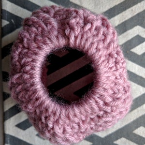Cable Crochet Messy Bun Beanie Pattern (PDF) image 5