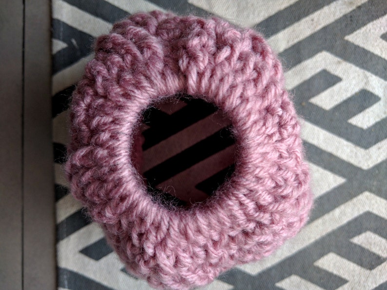 Cable Crochet Messy Bun Beanie Pattern (PDF) image 5