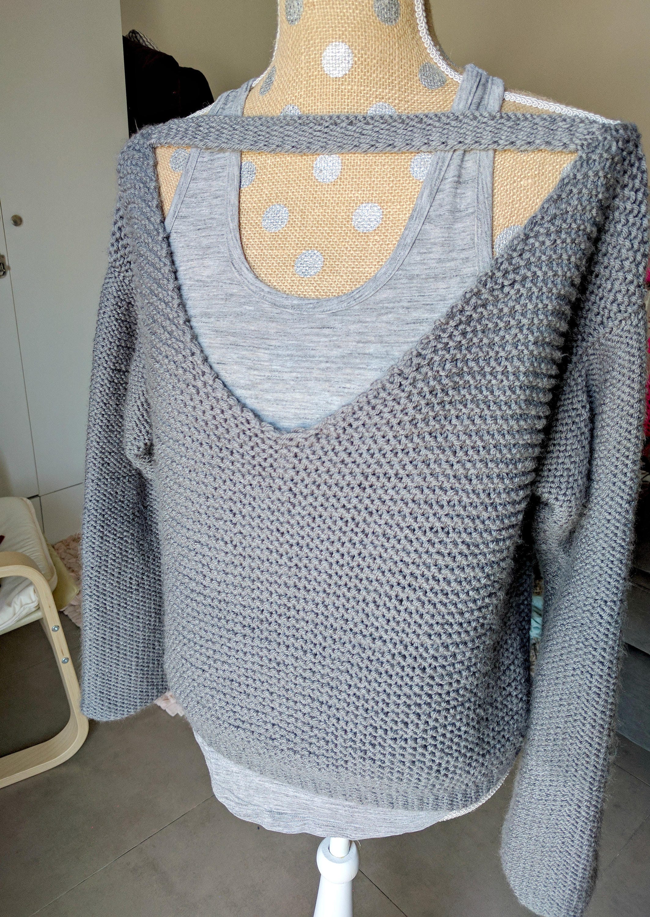 No Purls Sweater Knitting Pattern: V-back Slouchy Oversized