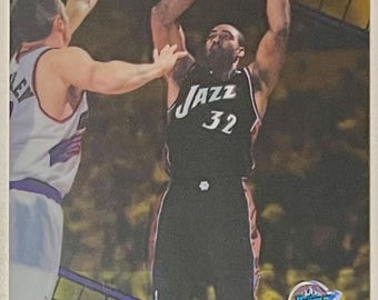 1999-00 Bowman's Best 70 Karl Malone Refractor 188/400 HOFer NBA Basketball Card