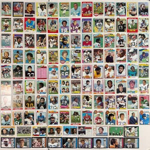 1960s 70s 80s Topps NFL Football Trading Card Mixed Lot of 122 w/ Rookies HOFers