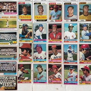 Lot De 14 Pins (épingles) De Baseball Vintage Années 60-70 - Cubs, Expos, Giants, Astros...