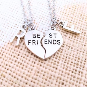 Juego de 2 collares de mejores amigas: collar de corazón, collar personalizado, collar de mejores amigas, regalo de amistad, regalo de cumpleaños