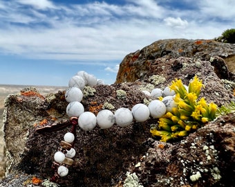 Men’s Chill Mala Bracelet | White Howlite with Grey Veins | Feather Charm | Optional Buddha | Reiki | Calming | Reduces Anger & Stress